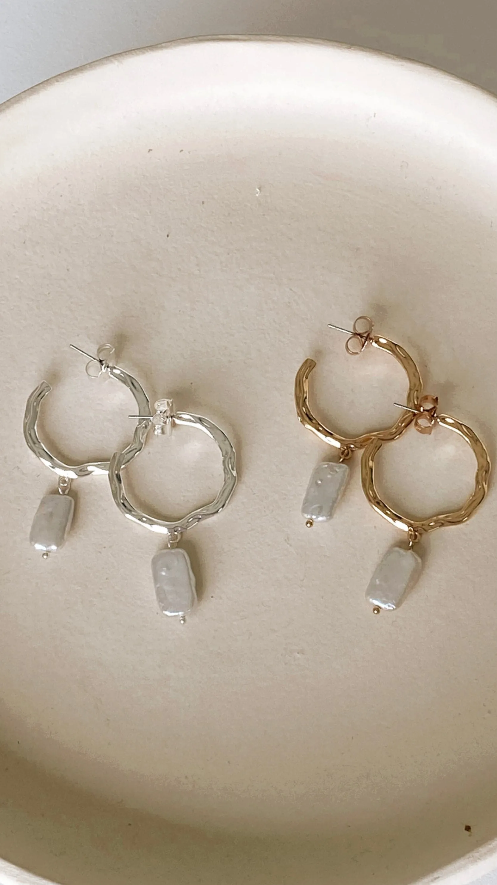 Beaten Metal Pearl Drop Hoops - Silver/Cream