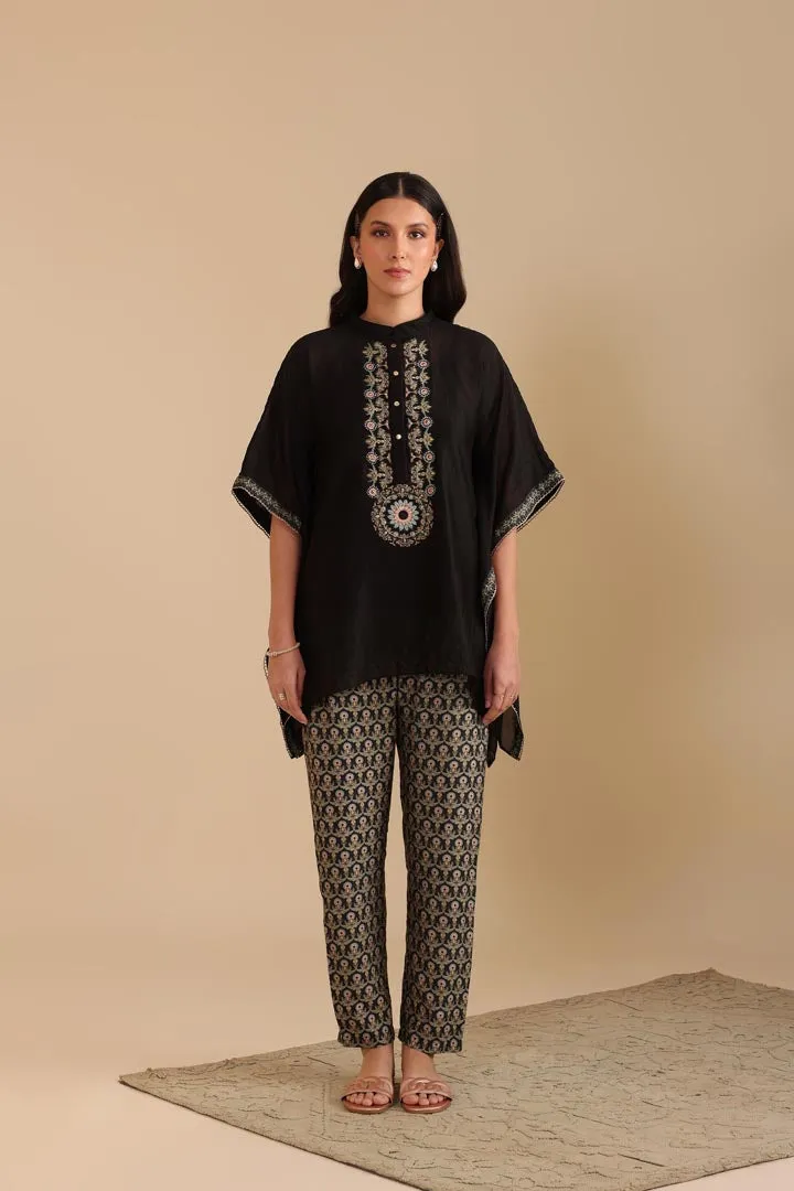 Eraya embellished kaftan set