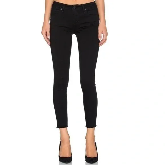 The Finn Skinny Ankle in Reagan Jeans