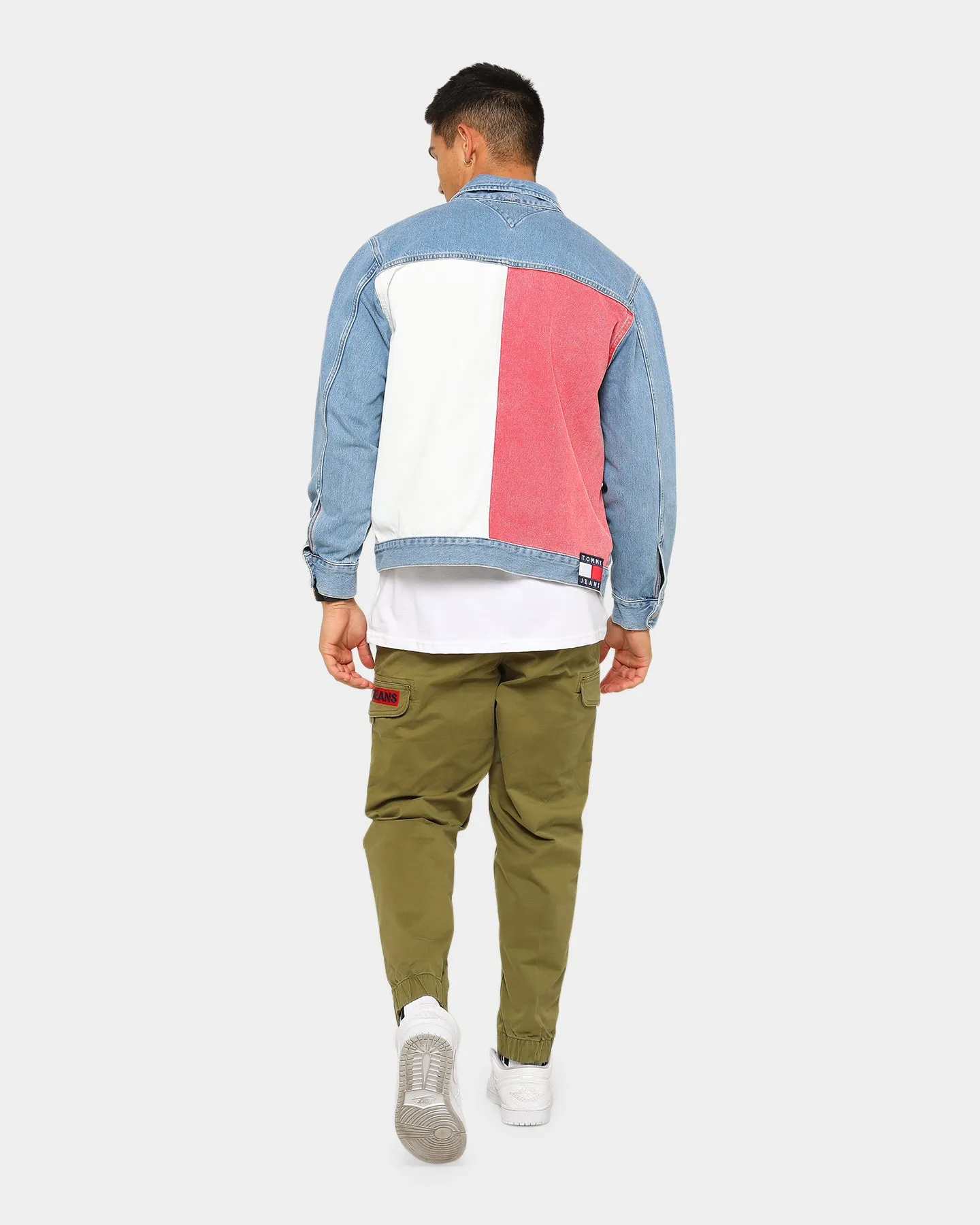 Tommy Jeans Men's Tommy Flag Oversize Trucker Jacket Light Blue