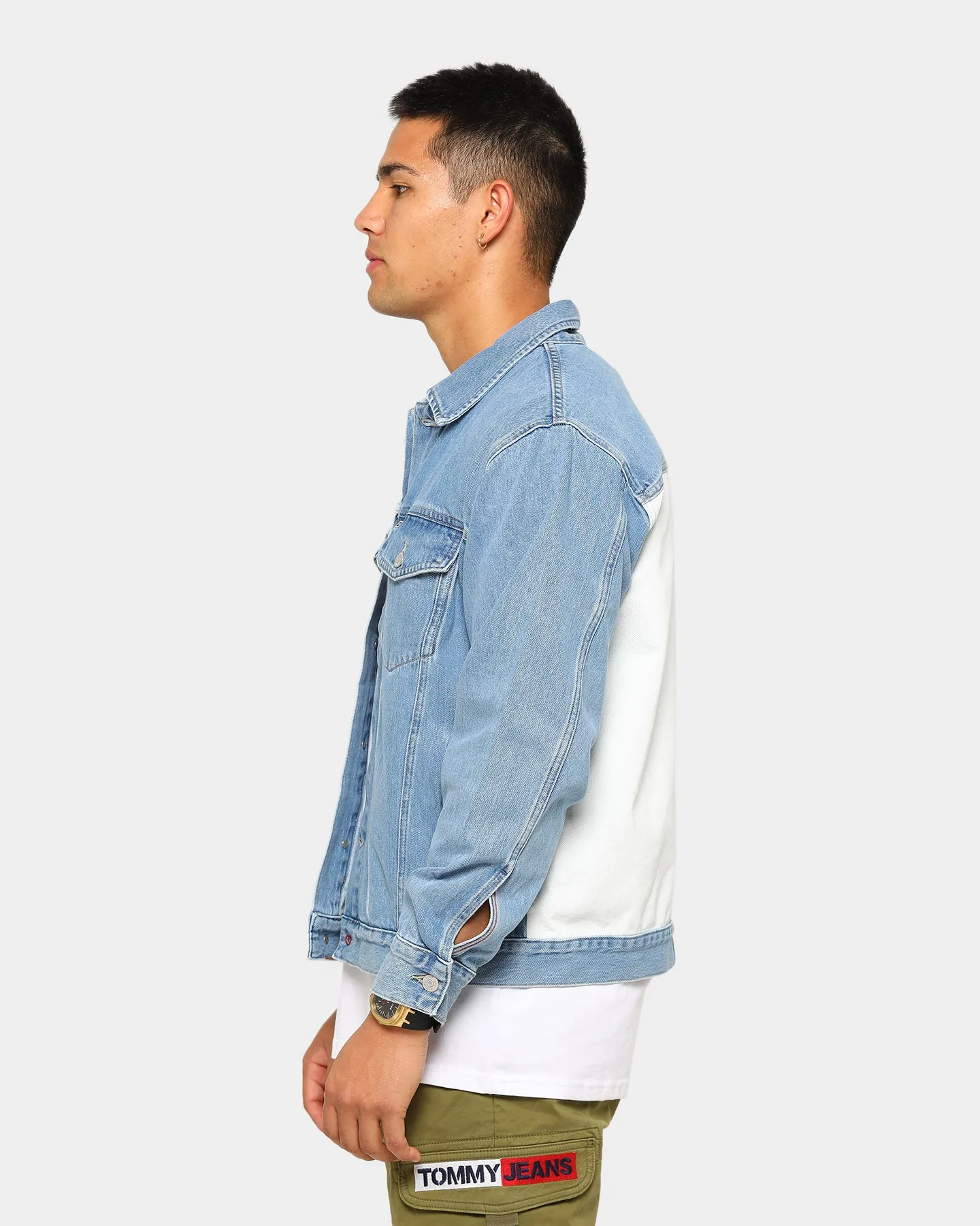 Tommy Jeans Men's Tommy Flag Oversize Trucker Jacket Light Blue