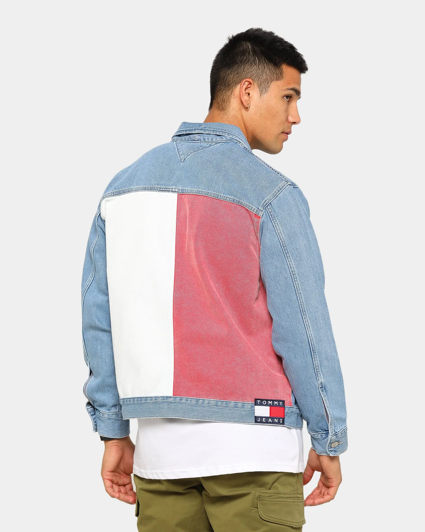 Tommy Jeans Men's Tommy Flag Oversize Trucker Jacket Light Blue