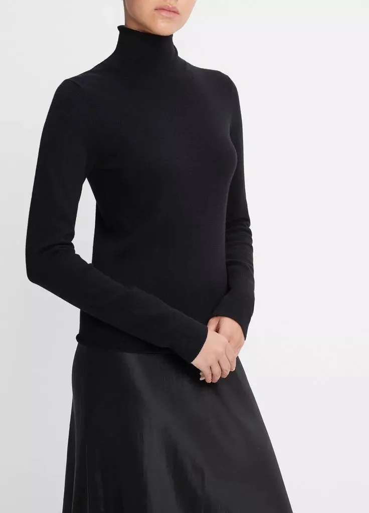 Wool-Blend Slim Turtleneck Sweater - Black